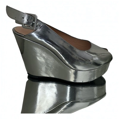 Pre-owned Robert Clergerie Silver Patent Leather Sandals