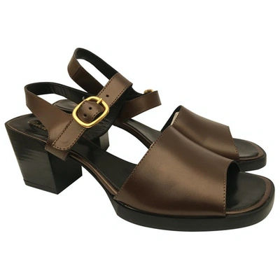 Pre-owned Robert Clergerie Brown Leather Sandals