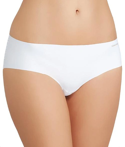 Shop Calvin Klein Invisibles Hipster In White