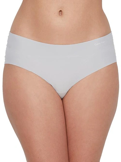 Shop Calvin Klein Invisibles Hipster In Jet Grey
