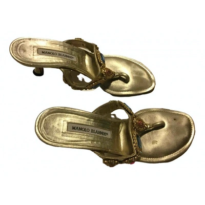 Pre-owned Manolo Blahnik Gold Leather Sandals