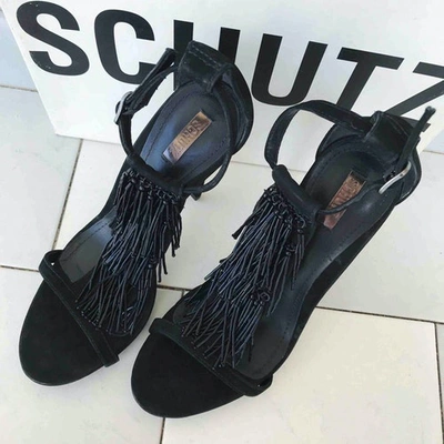 Pre-owned Schutz Black Suede Heels