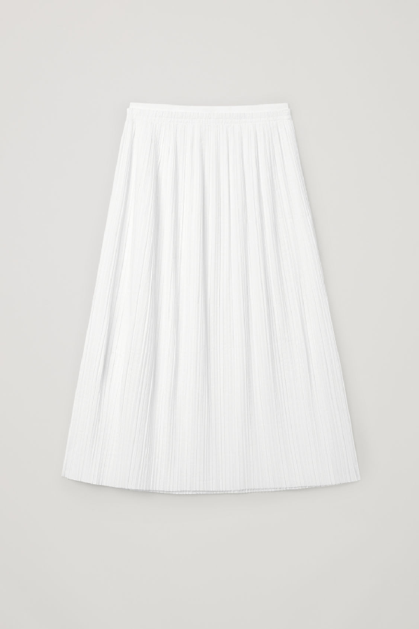 white long pleated skirt