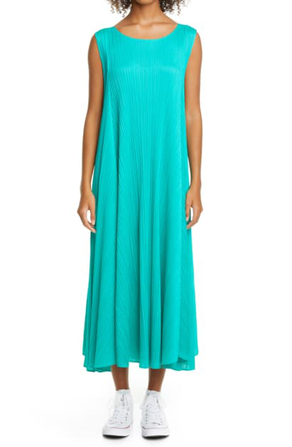 emerald green pleated midi dress