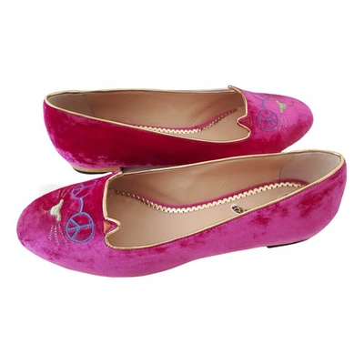 Pre-owned Charlotte Olympia Pink Velvet Flats