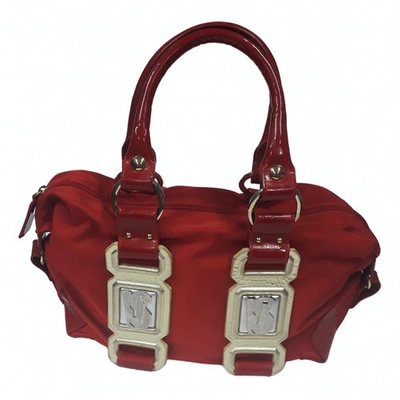 Pre-owned Versus Cloth Handbag In Red