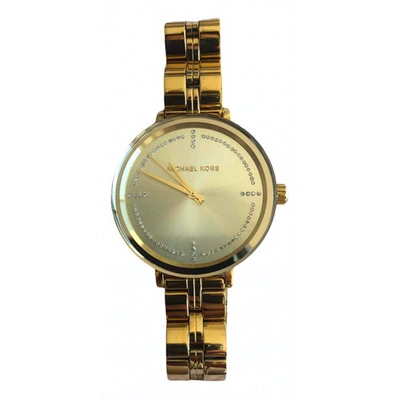 Pre-owned Michael Kors Gold Steel Watch