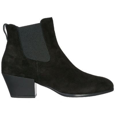 Shop Hogan H401 Heeled Ankle Boots In Nero