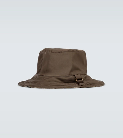 Shop Gucci Gg Reversible Bucket Hat In Brown