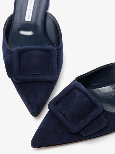 Shop Manolo Blahnik 'maysale' Mules Aus Wildleder In Blau