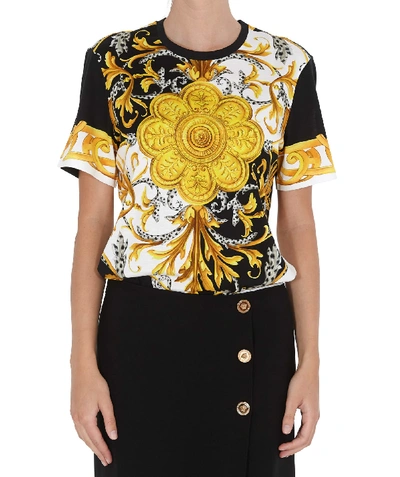 Shop Versace Barocco Acanthus T-shirt In Golden