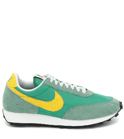 Shop Nike Daybreak Sp Sneakers In Green