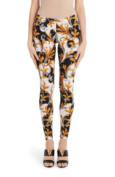 Shop Versace Barocco Acanthus Print Leggings In A7027 White/ Black/ Gold