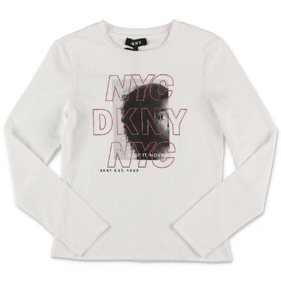 Shop Dkny T-shirt In Bianco