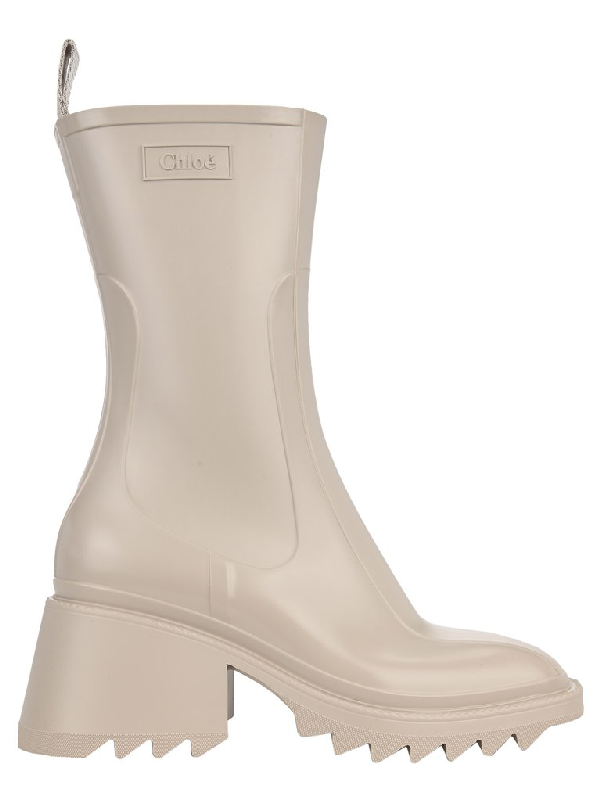 chloe boots beige