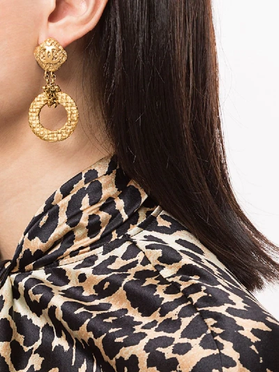 Pre-owned Chanel Waffle-embossed Dangling Earrings In Gold