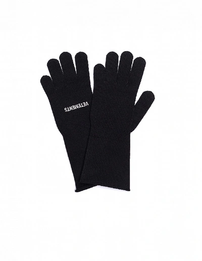 Shop Vetements Black Logo Gloves