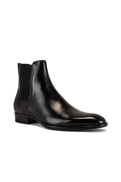 Saint Laurent Leather Wyatt Chelsea Boots In Black