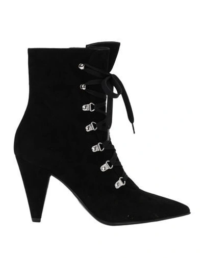 Gianvito Rossi Waterloo 85 Lace-up Suede Ankle Boots In Black