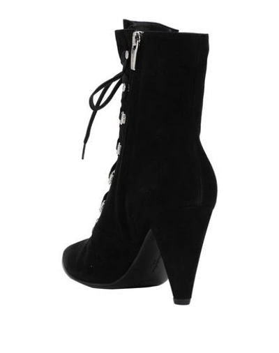 Gianvito Rossi Waterloo 85 Lace-up Suede Ankle Boots In Black