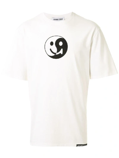 Shop Ground Zero Yin And Yang T-shirt In White