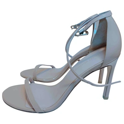 Pre-owned Stuart Weitzman Beige Patent Leather Sandals