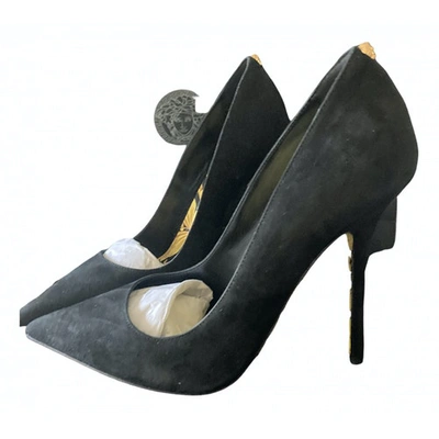 Pre-owned Versace Black Suede Heels