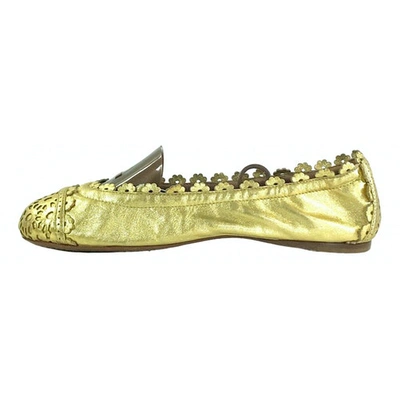 Pre-owned Alaïa Gold Leather Ballet Flats