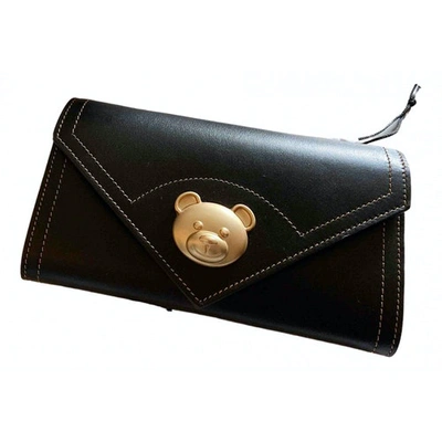 Pre-owned Moschino Black Leather Clutch Bag