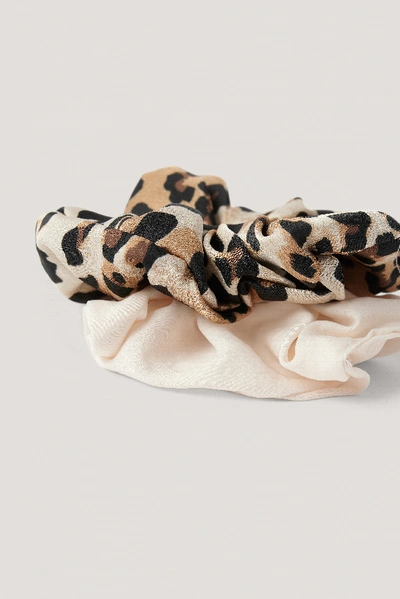 Shop Na-kd 2-pack Leo Mix Scrunchies - Brown,white,multicolor In White/leopard