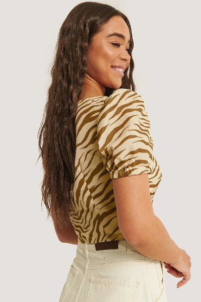 Sara Sieppi X Na-kd Puff Sleeve Cropped Top - Brown In Zebra | ModeSens