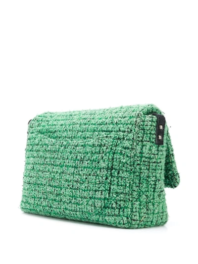 Pre-owned Chanel Maxi 邮差包 In Green