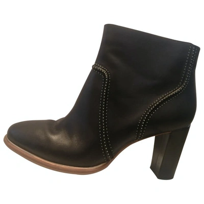 Pre-owned Clarks Leather Boots In Black