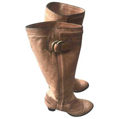 Pre-owned Chloé Leather Boots In Camel