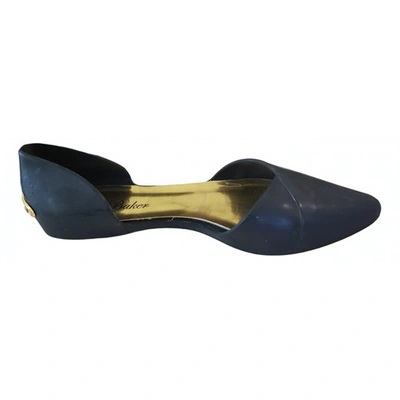 Pre-owned Ted Baker Flats In Black