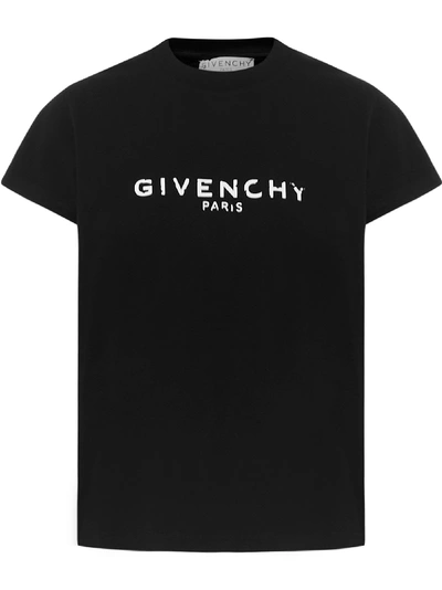 Shop Givenchy T-shirt In Black