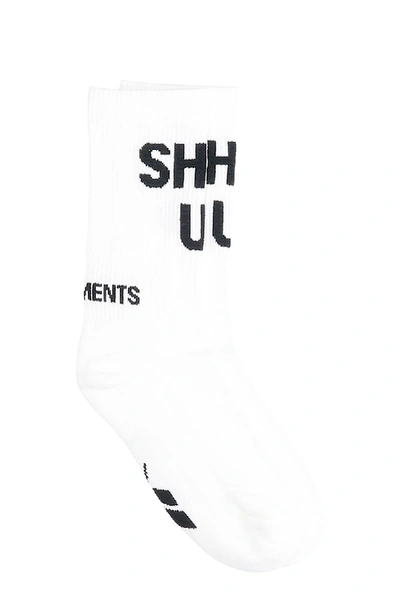 Shop Vetements Socks In White Cotton