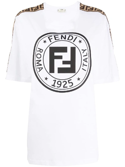 Shop Fendi T-shirt Mit Logo-print In White