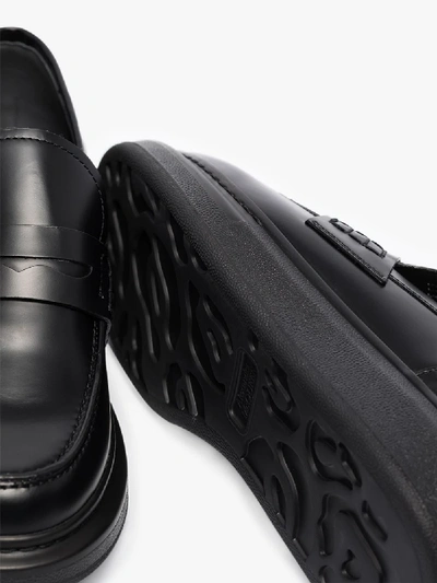 Shop Alexander Mcqueen Loafer Mit Plateau In Schwarz