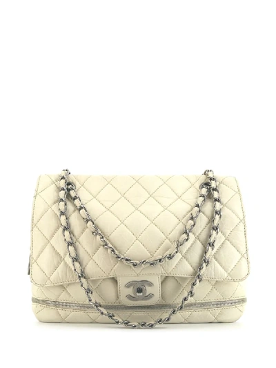 Pre-owned Chanel Petite Quilted Shoulder Bag In White