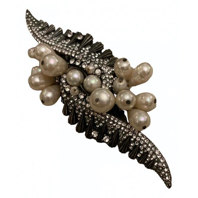 Pre-owned Dannijo Silver Pearl Pins & Brooches