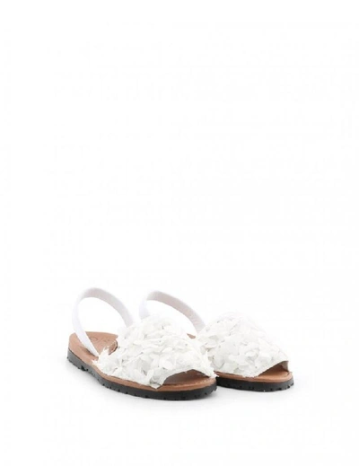 Shop Popa Women's White Fabric Sandals