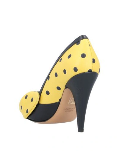 Shop Boutique Moschino Pump In Yellow
