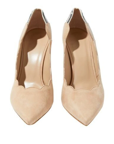 Shop Chloé Pump In Beige