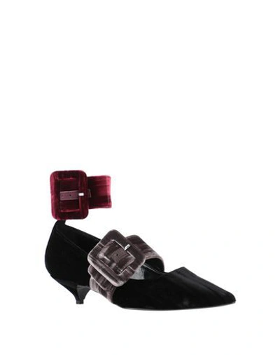 Shop Le Qarant Pumps In Black