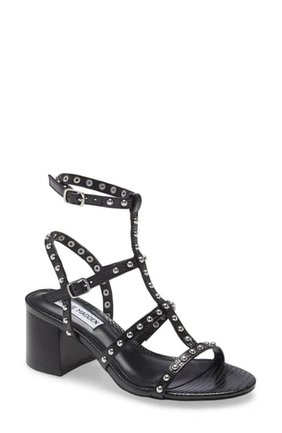 Steve madden denali 2025 studded cage sandal