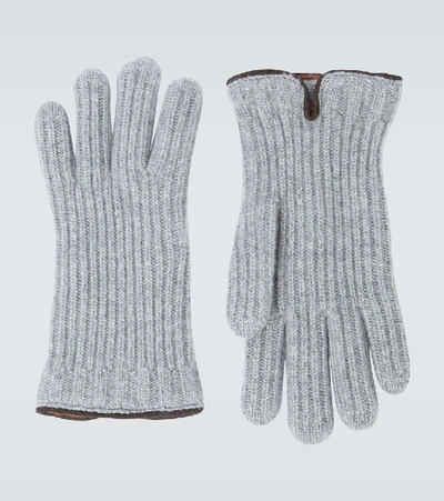 Shop Loro Piana Cashmere Gloves In Grey