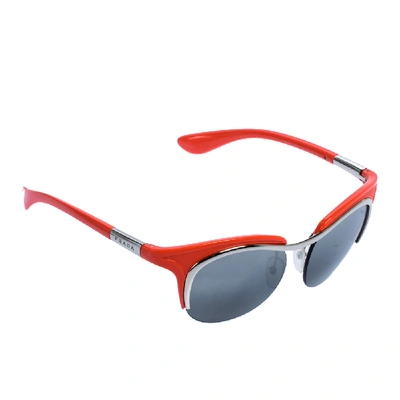 Pre-owned Prada Silver Tone & Coral/ Grey Spr 68o Cat Eye Sunglasses