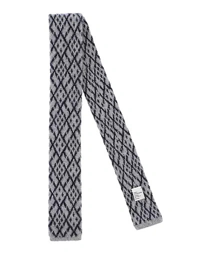 Shop Roda Tie In Grey