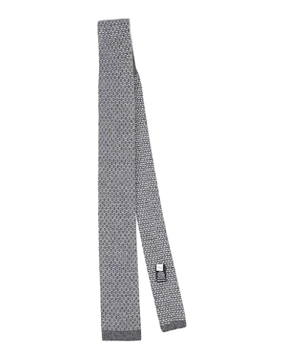 Shop Roda Tie In Grey
